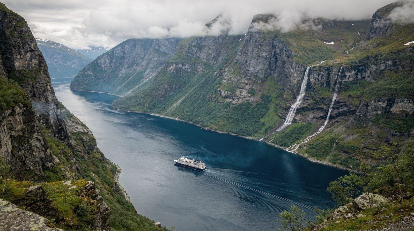 Ålesund – Geirangerfjord Round Trip - Hybrid Electric Boat