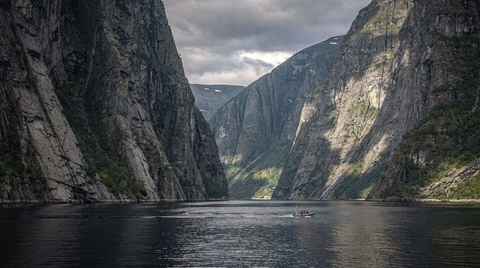 Lysefjord, Iceland